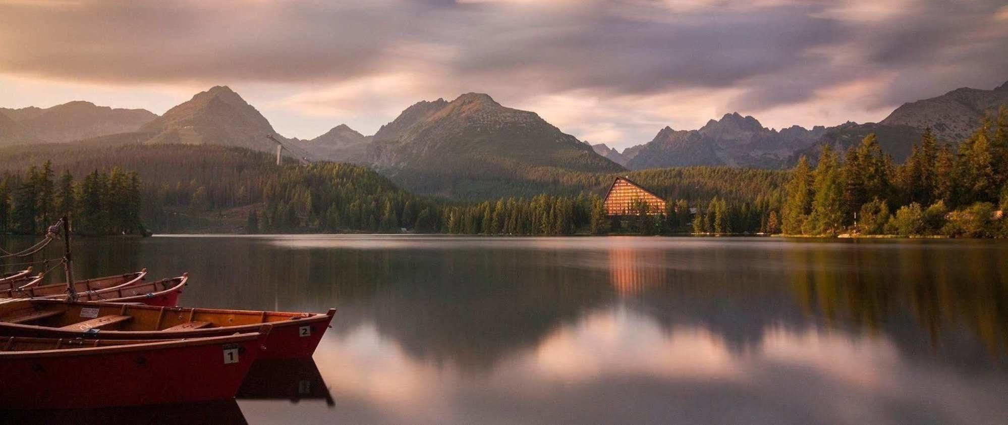 Penzion Ingrid Штрбске-Плесо Экстерьер фото